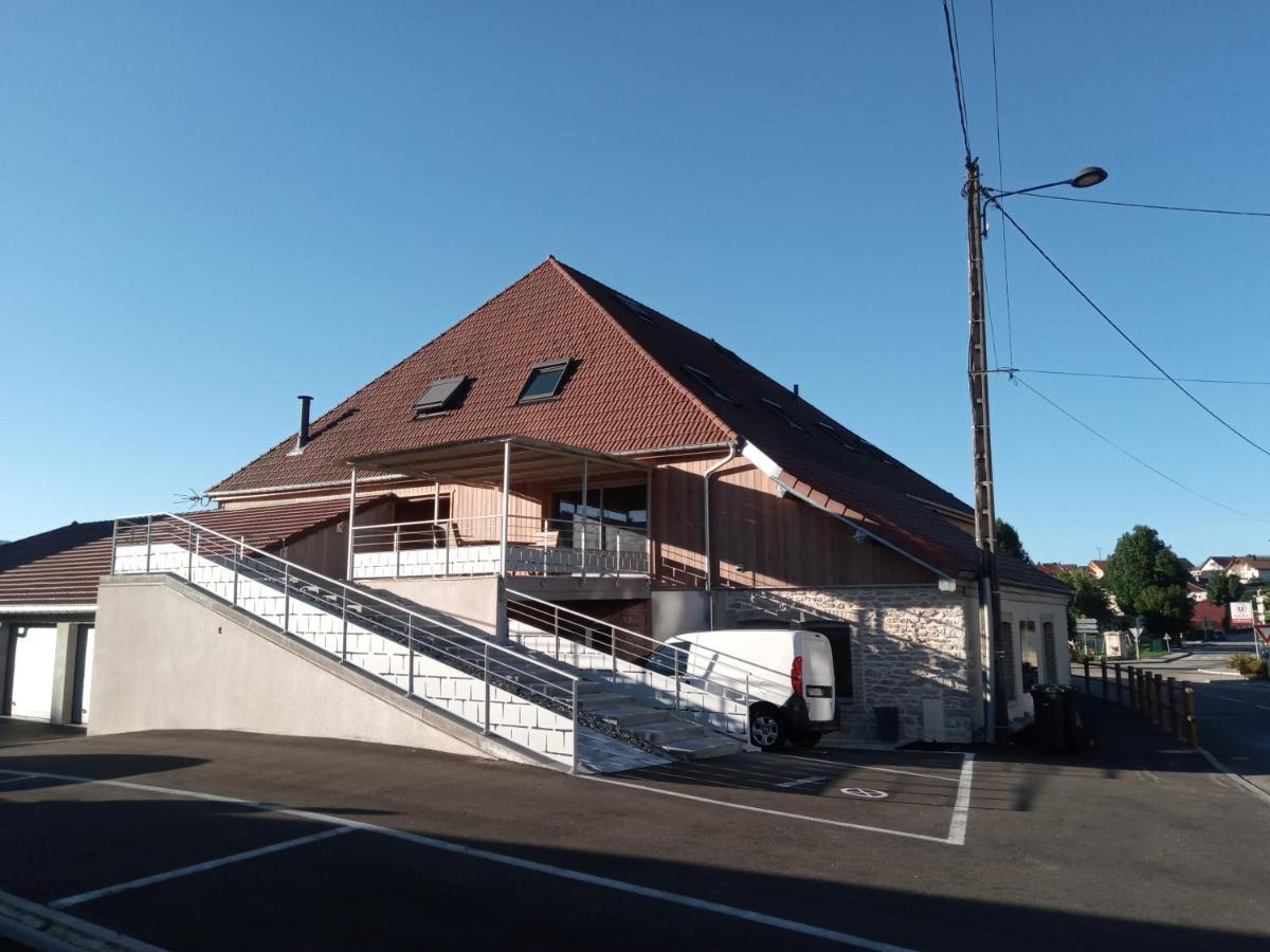 Grand Et Bel Appartement Au Coeur Du Haut-Doubs Orchamps-Vennes Eksteriør billede